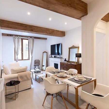 "L'Historique" - Charmant Appartement En Centre-Ville Historique Chambéry Eksteriør billede