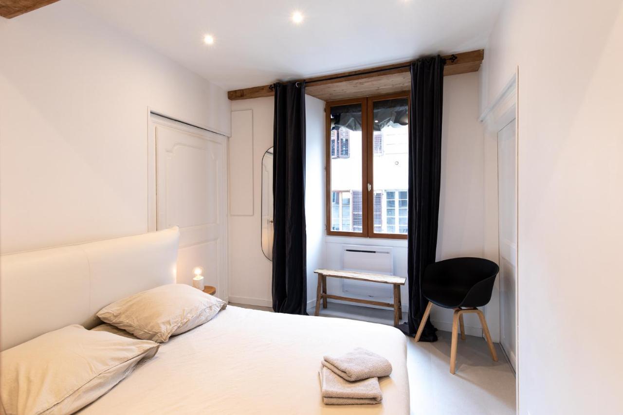 "L'Historique" - Charmant Appartement En Centre-Ville Historique Chambéry Eksteriør billede